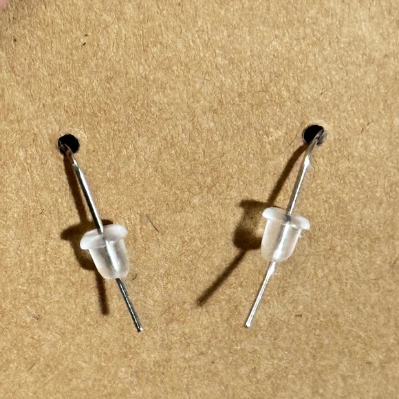 2/$20 Silver tone long rectangular Celtic style hook earrings NWOT - Picture 4 of 9